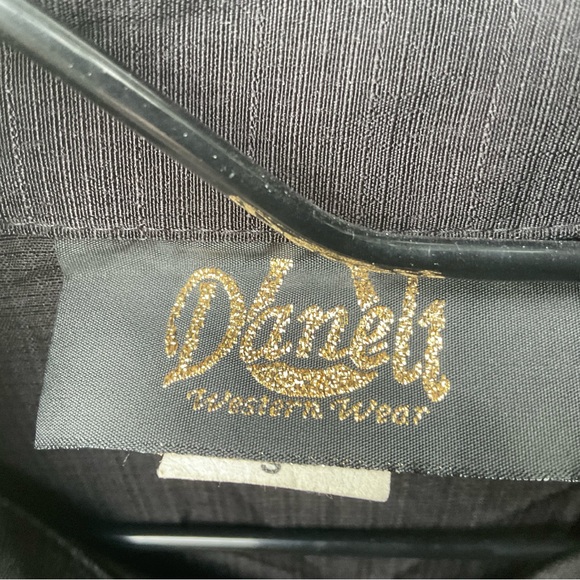 Vintage Daneli Gold Scorpions & Rhinestones Western Wear Button Down Shirt! - Picture 4 of 11